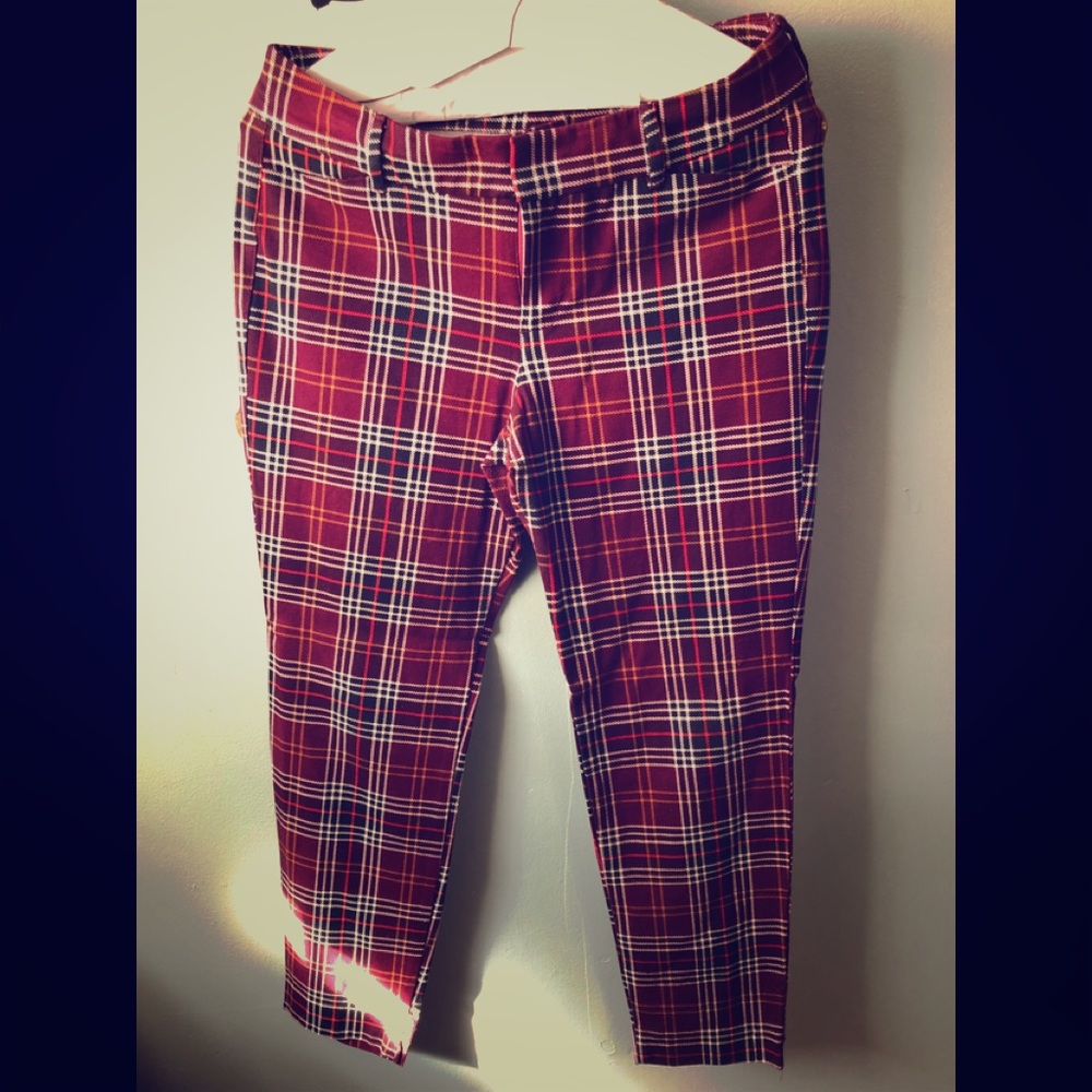OLD NAVY Capris pants